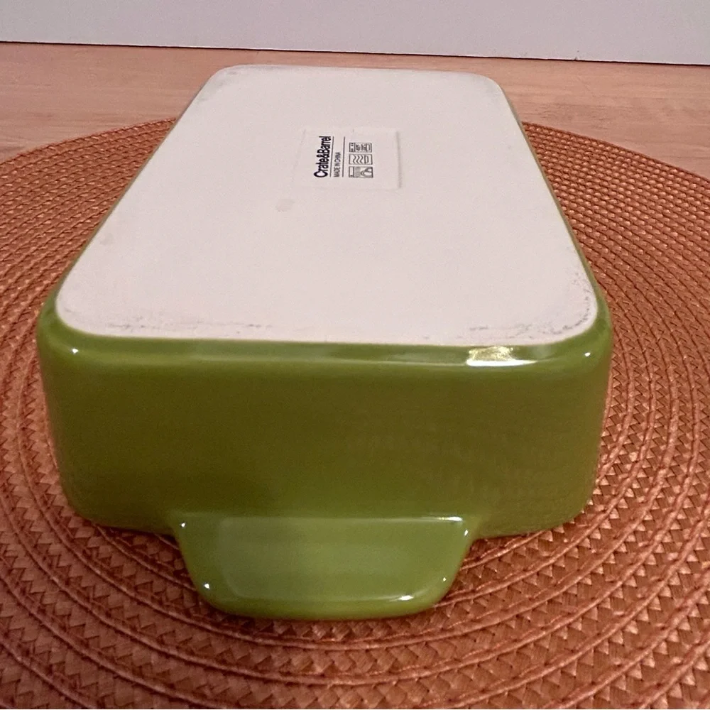 Crate & Barrel Avery Ceramic Baking Dish Green With White Interior & Handles